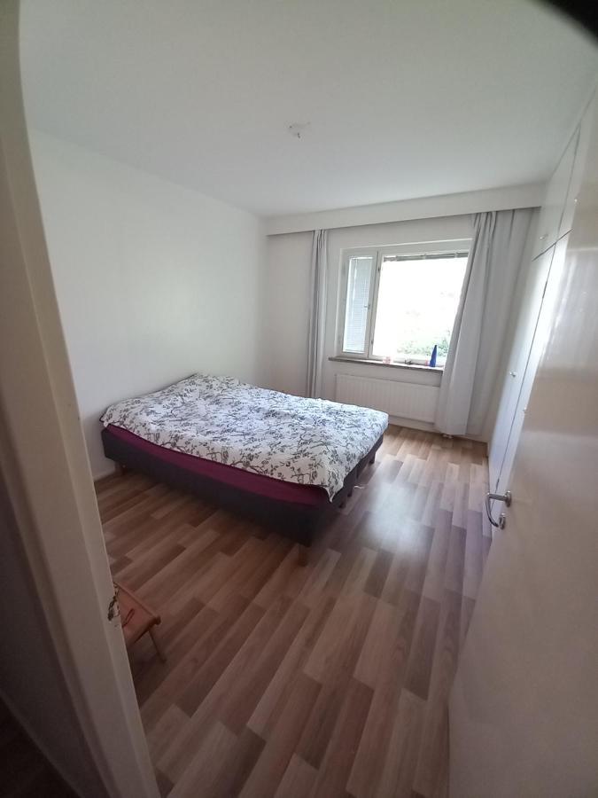 Appartement Puotilan Rose à Helsinki Extérieur photo